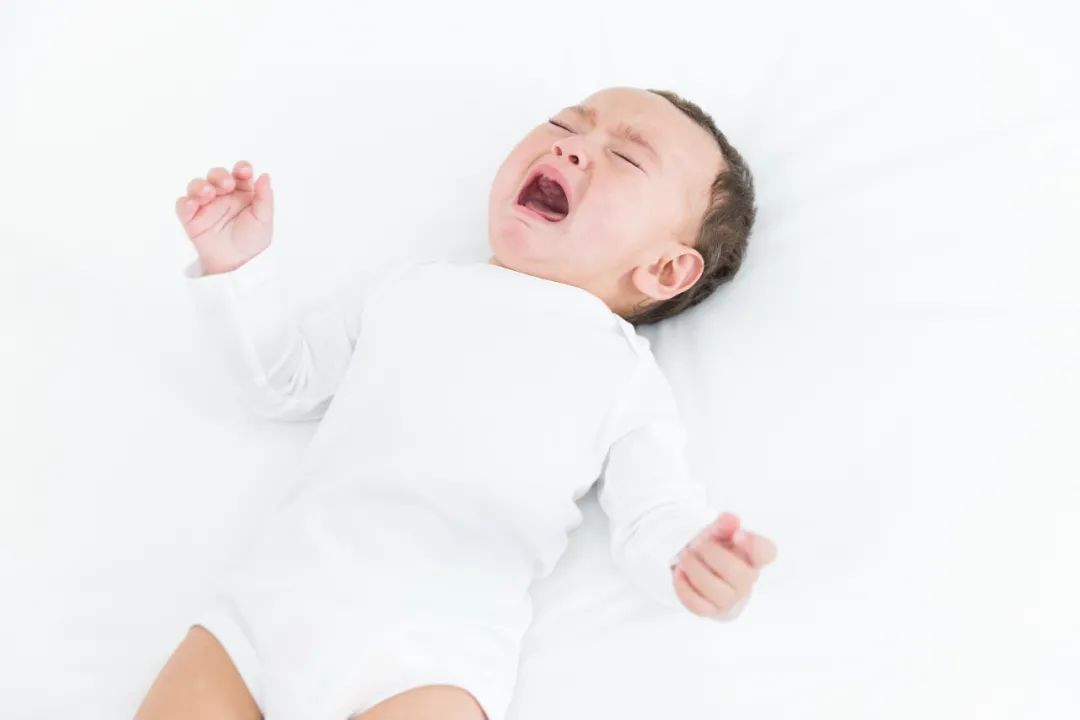 寶寶腸脹氣總鬧騰怎么辦？掌握這3招緩解癥狀！