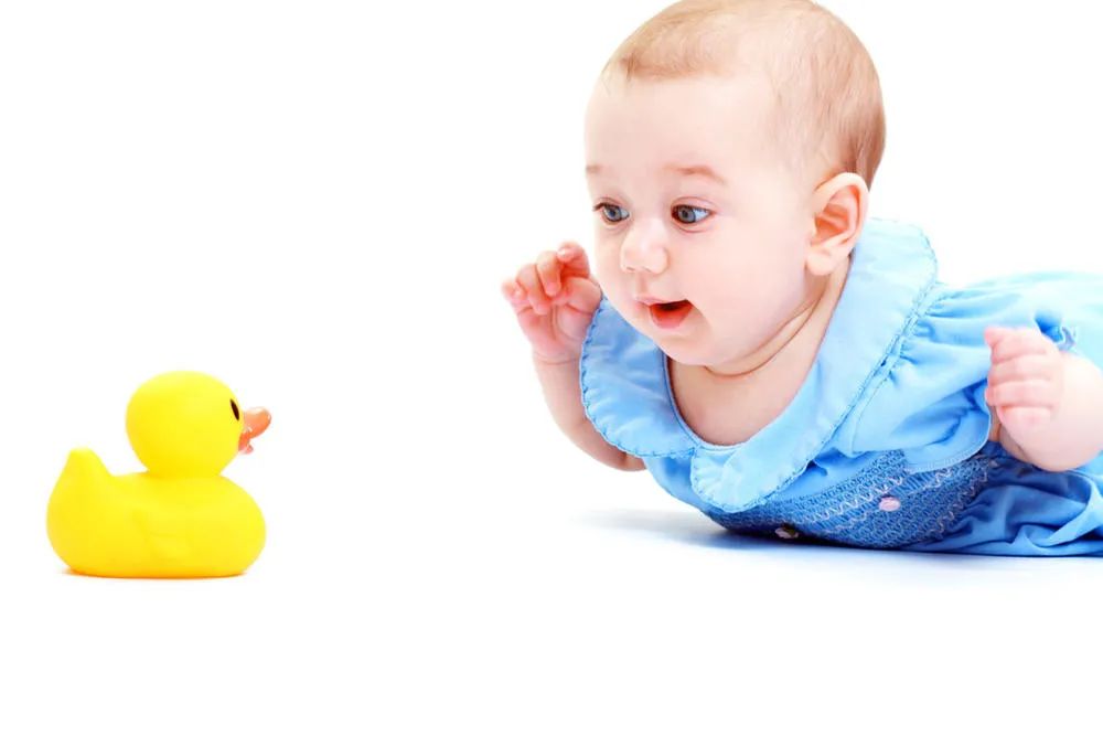 早教育嬰師心得：4招輕松改正孩子亂扔?xùn)|西的壞習(xí)慣！