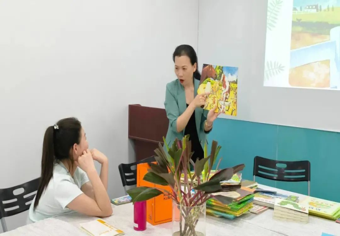 【高級早教】早教師，讓您成為孩子成長的引路人